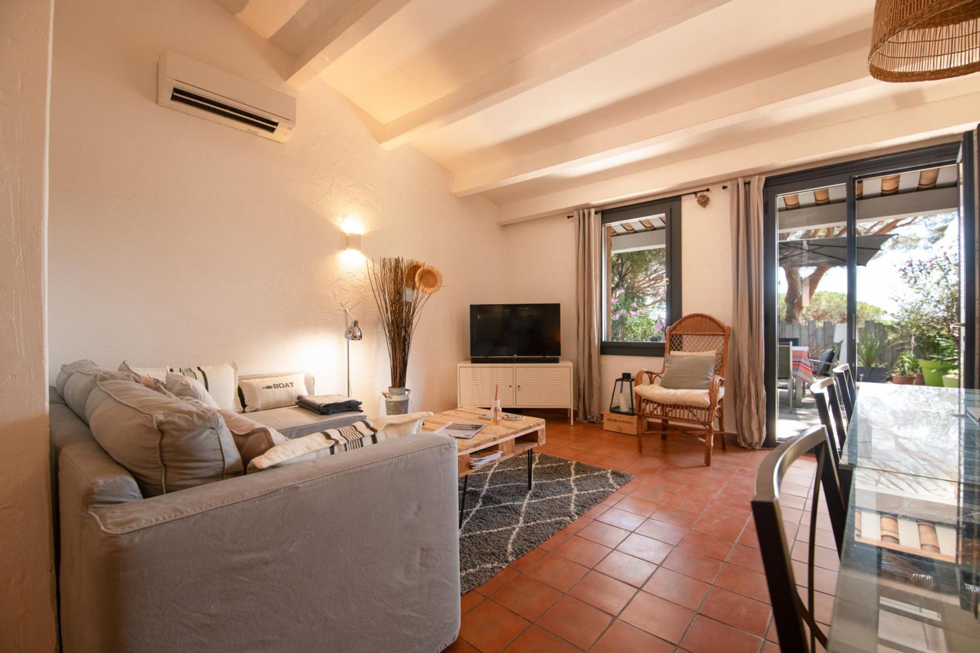 Joli Mazet Clim Vue St Tropez Villa Sainte-Maxime Exterior photo